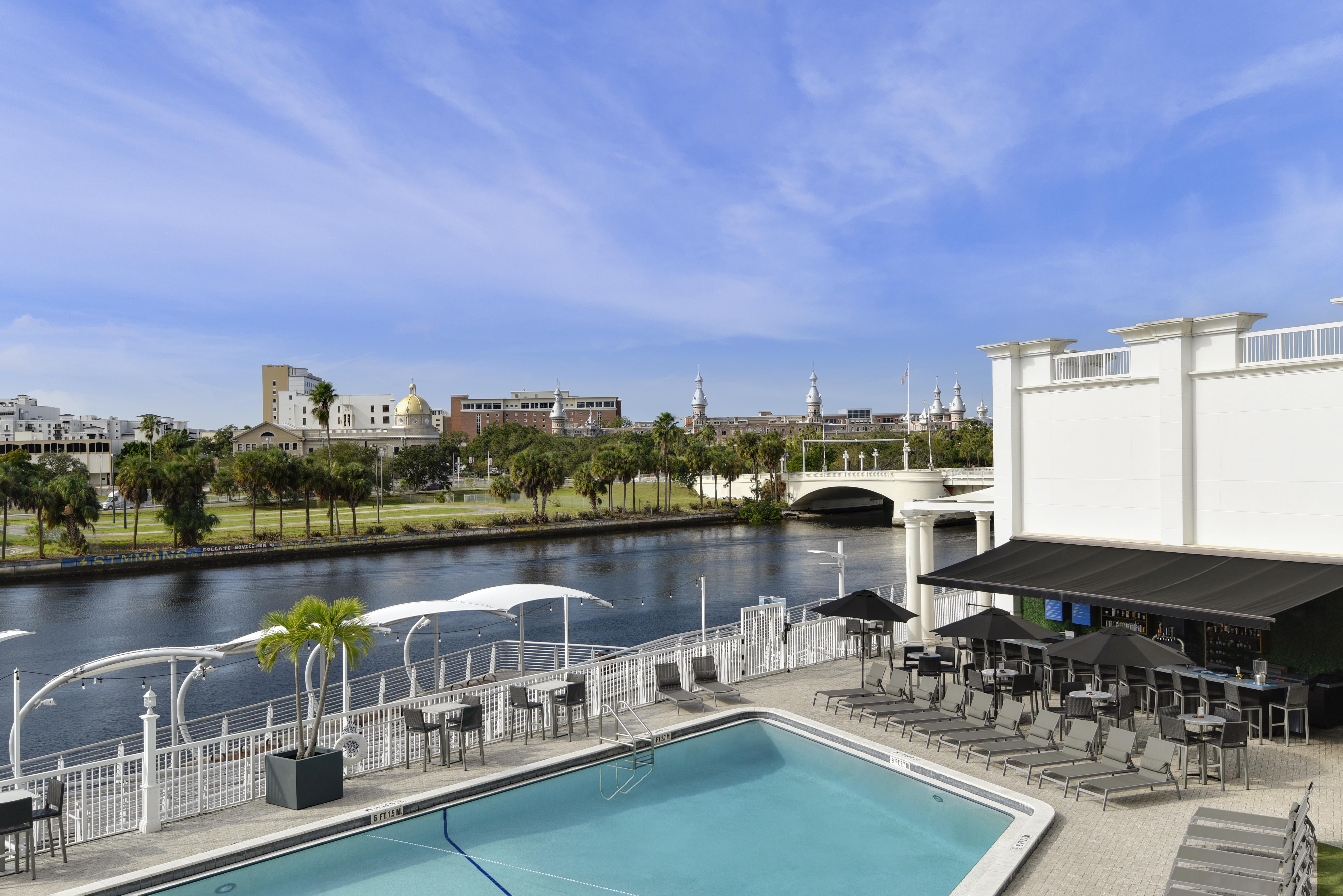 Hotel Tampa Riverwalk Buitenkant foto